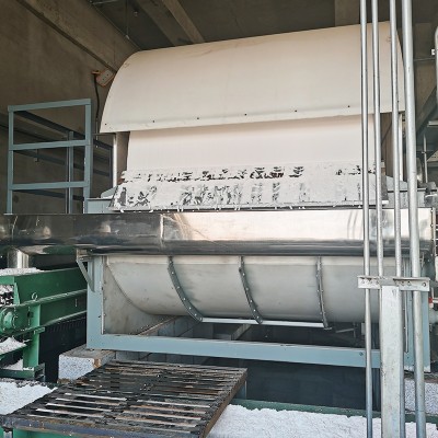 Sulfamic acid filter