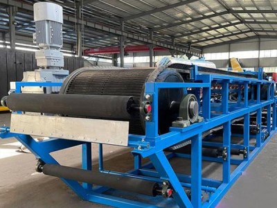 Horizontal vacuum belt filter