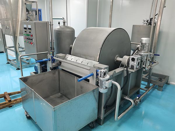 Rotary vacuum drum filter