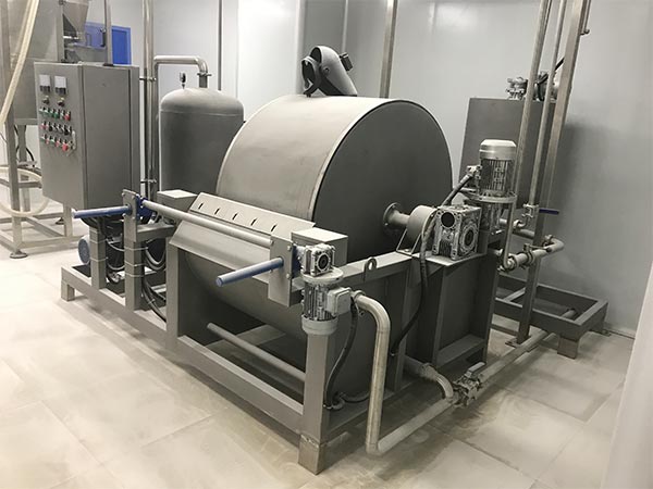 Rotary vacuum drum filter