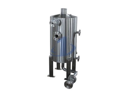 Cooling water tank for vacuum drum filter