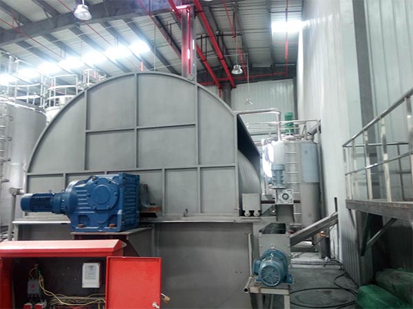 Precoat discharge rotary vacuum drum filter