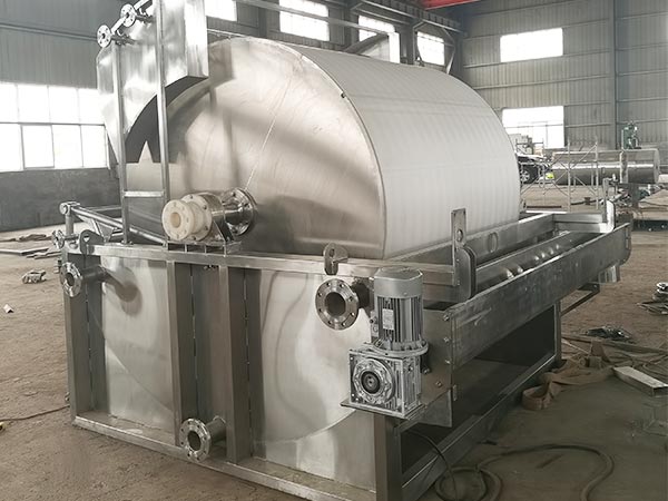 Medical vacuum filter